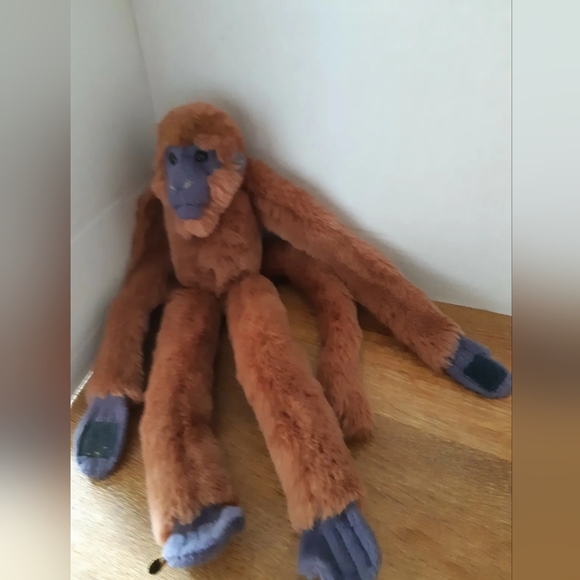 K&M INTERNATIONAL COMMON LANGUR MONKEY 17" PLUSH STUFFED ANIMAL HANGING CLOSURE - Picture 1 of 7